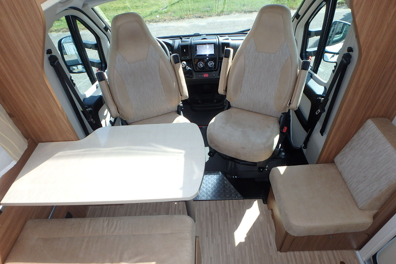 Carado Capron V132